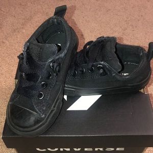 Converse all black size 7